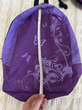 Conjunto 2 mochilas moradas con ruedas