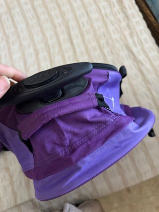 Conjunto 2 mochilas moradas con ruedas