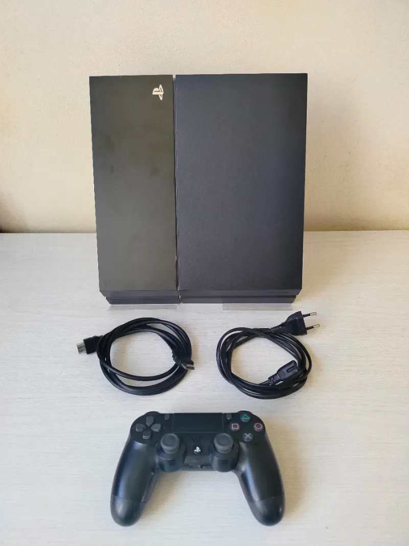PS4 FAT 500GB + Controlador Original