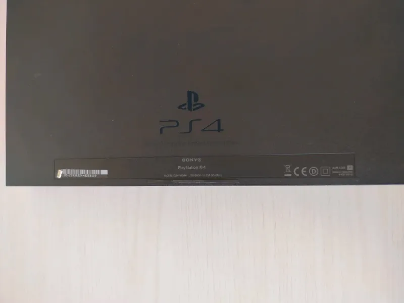 PS4 FAT 500GB + Controlador Original afbeelding 7