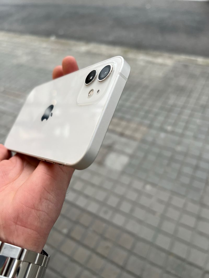 iPhone 12 128gb seminuevo afbeelding 5