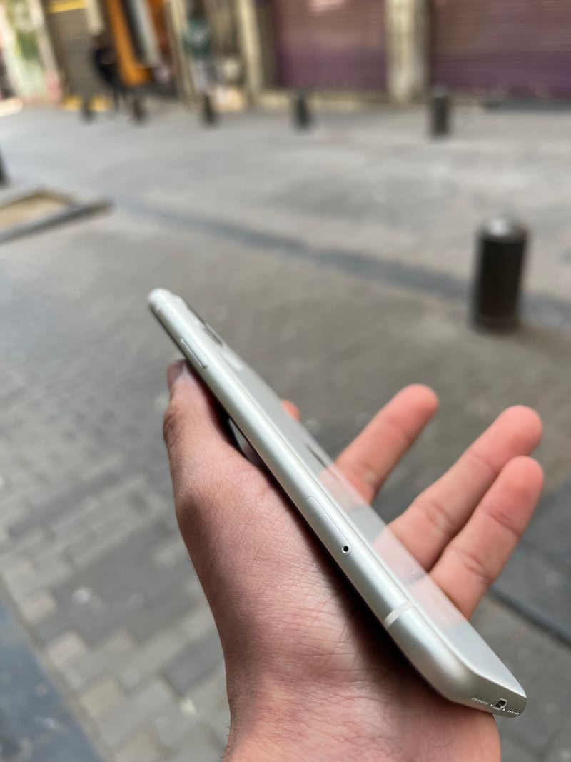 iPhone 11 128gb seminuevo afbeelding 2