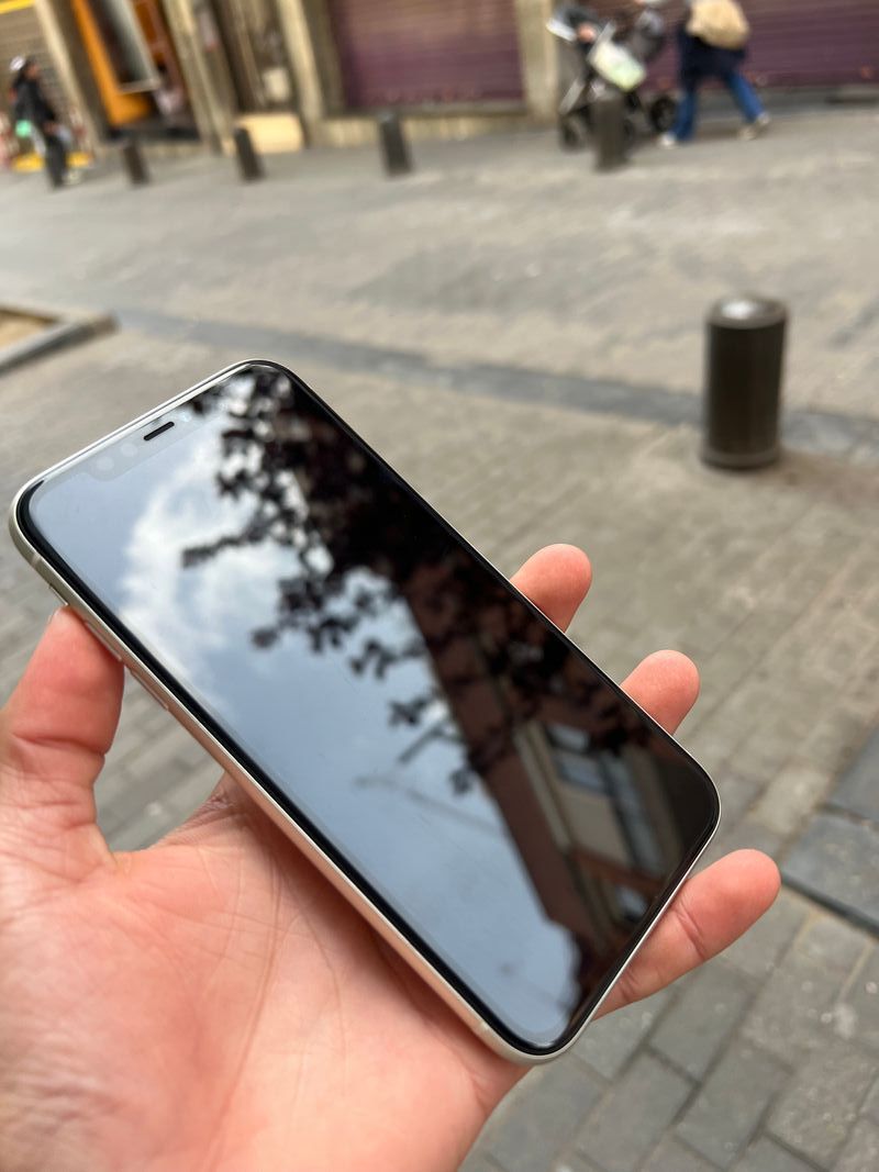 iPhone 11 128gb seminuevo afbeelding 4