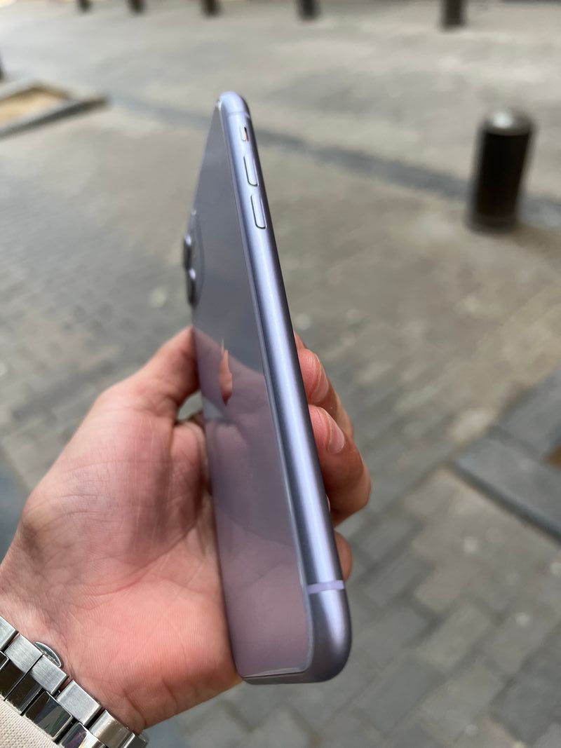 iPhone 11 128gb seminuevo afbeelding 3