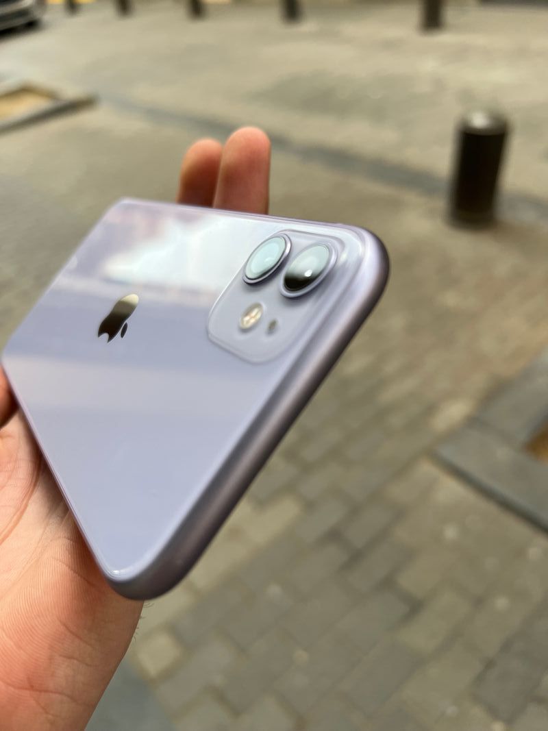 iPhone 11 128gb seminuevo afbeelding 4