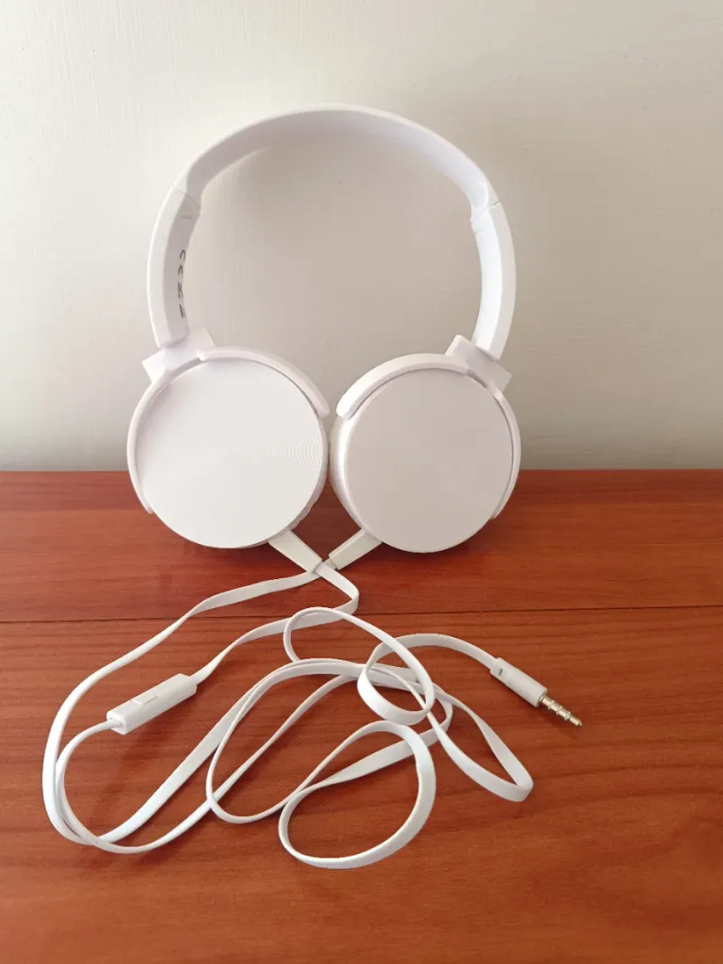 Auriculares con cable blancos con micrófono afbeelding 3