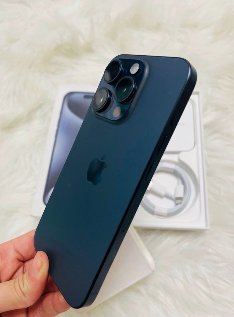 iPhone 15 Pro 128GB Azul afbeelding 2