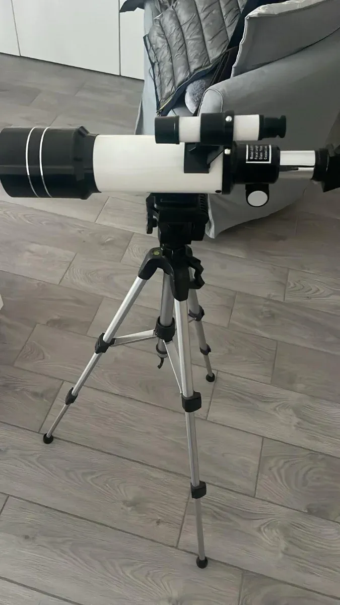 Telescopio Telescopio con trípode