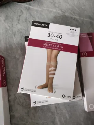 Medias de compresión Farmalastic Talla Pequeña