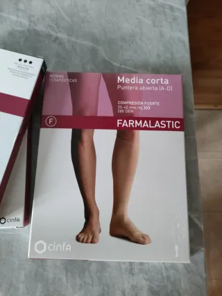 Medias de compresión Farmalastic Talla Pequeña