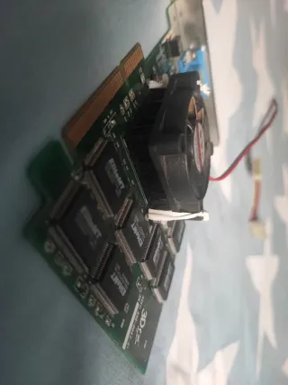 Tarjeta Gráfica 3dfx Voodoo con Ventilador