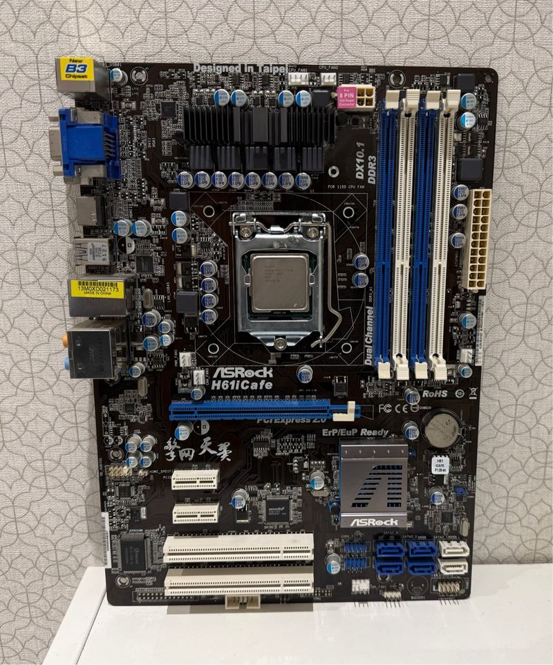 Placa Base ASRock H61iCafe + i3