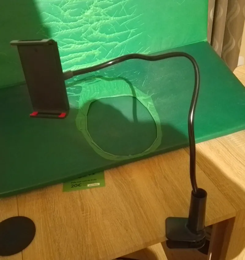 Soporte Móvil Flexible con Pinza