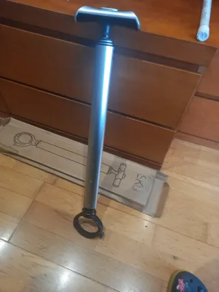 Soporte para monopatín SK8