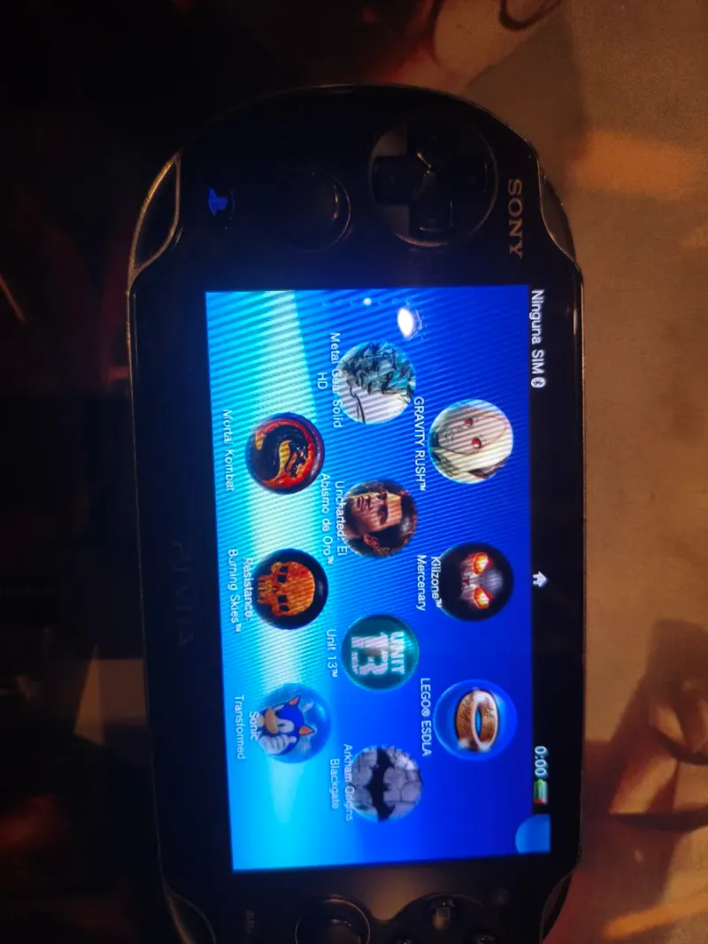 Sony PS Vita Fat Negra + Funda TMNT afbeelding 3