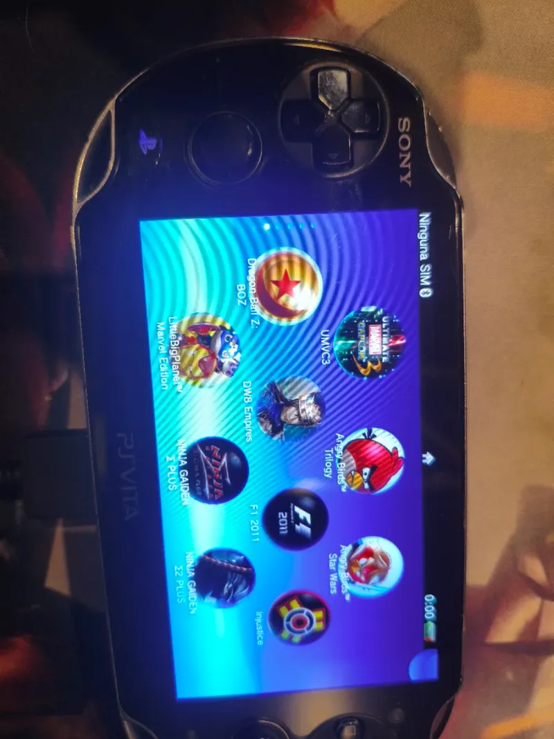Sony PS Vita Fat Negra + Funda TMNT afbeelding 4