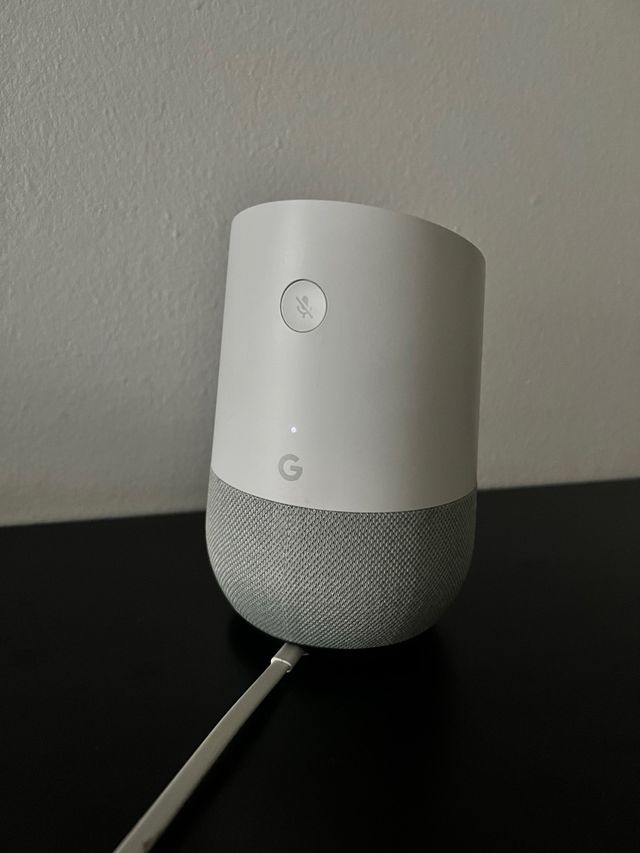 Altavoz Inteligente Google Home Gris/Blanco