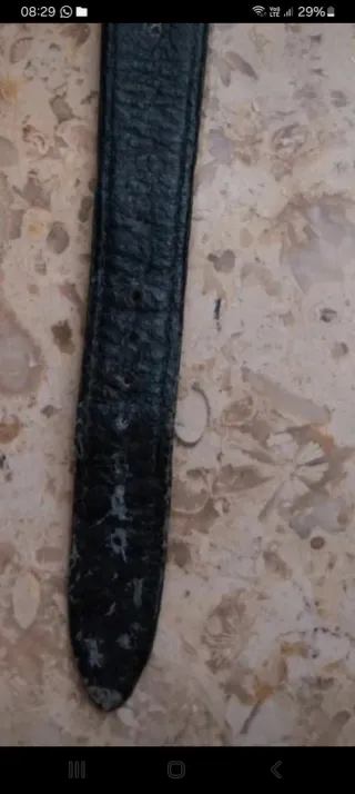 Orologio vintage con cinturino in pelle verde