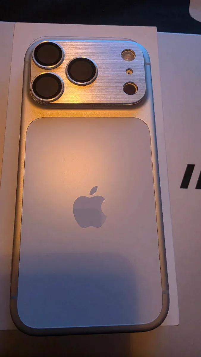 iPhone 17 Pro Como Nuevo!