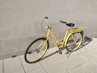 Bicicleta de Paseo Kronan amarilla