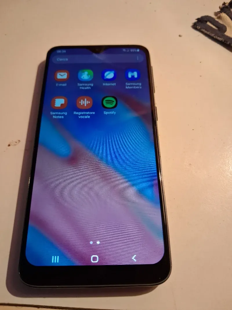 Samsung Galaxy A40 Dual SIM Usado afbeelding 3