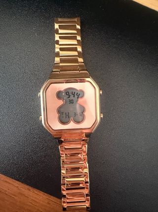 Reloj Tous Dorado con Diseño Oso