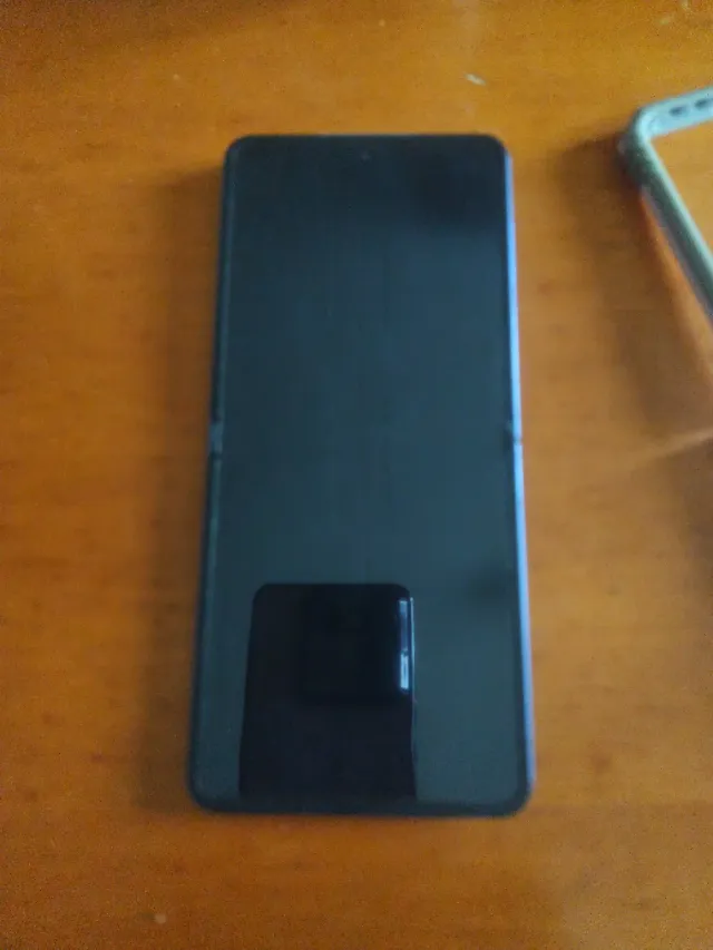 Samsung Galaxy Z Flip Negro