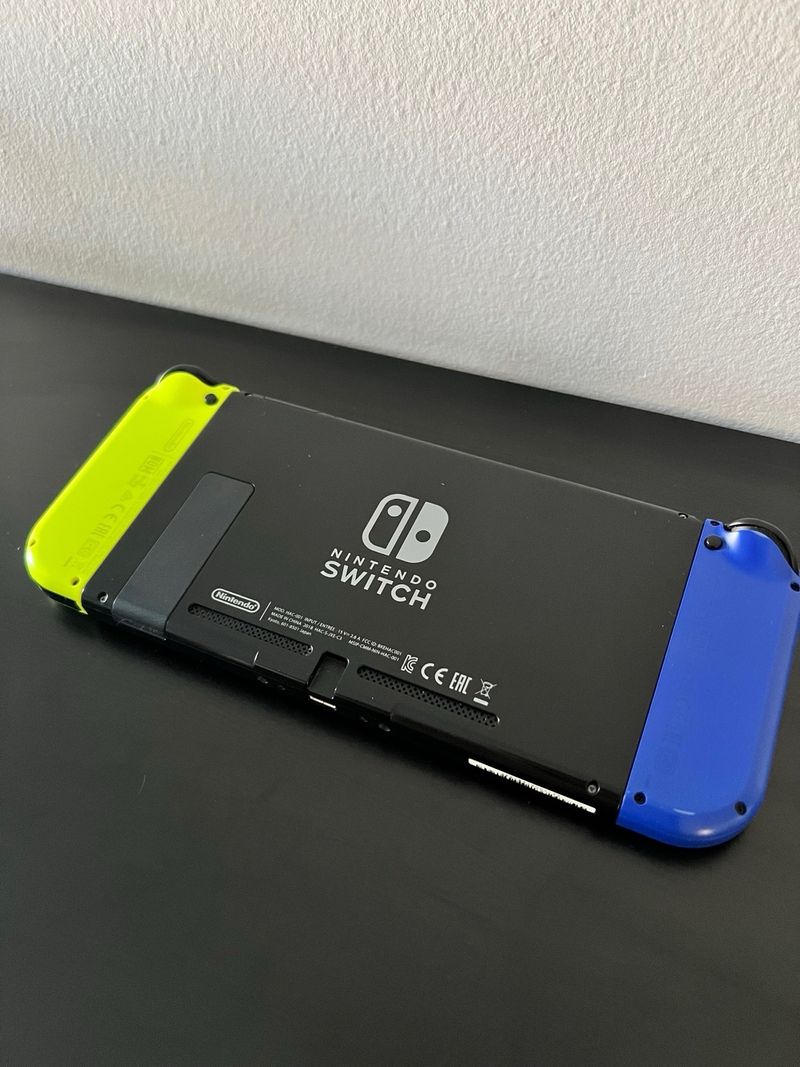 Nintendo Switch Azul y Amarillo afbeelding 4