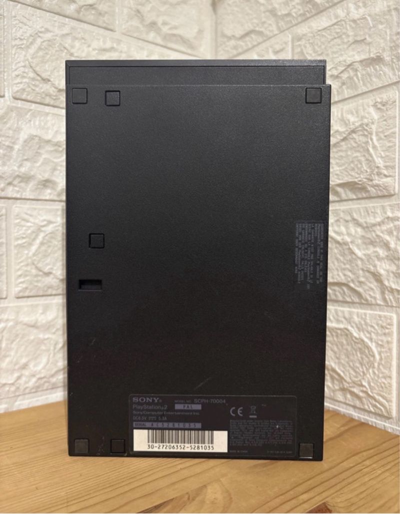 Playstation 2 Sony y controlador plateado afbeelding 2