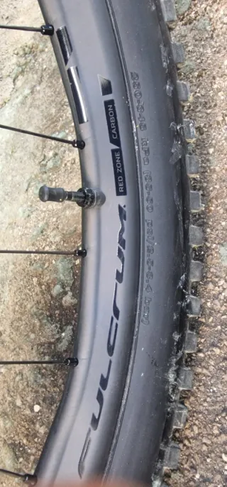 Ruote Fulcrum Carbon Zone Assymetriche 30mm