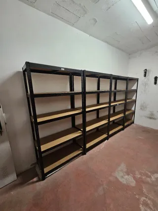 Trastero en urbanización "El Palmeral".