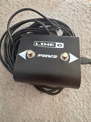 Amplificador Line6 Spider IV 150W con pedalera fbv