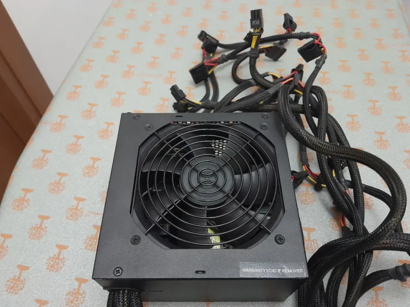 Alimentador Corsair TX650W 650W