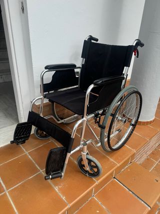 Silla de ruedas seminueva