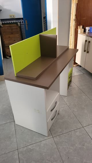 Mesa estudio 120 cm con estantería