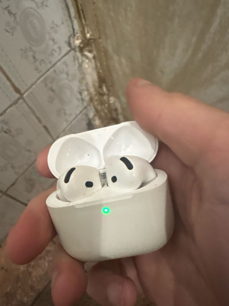Airpods 4 Blancos