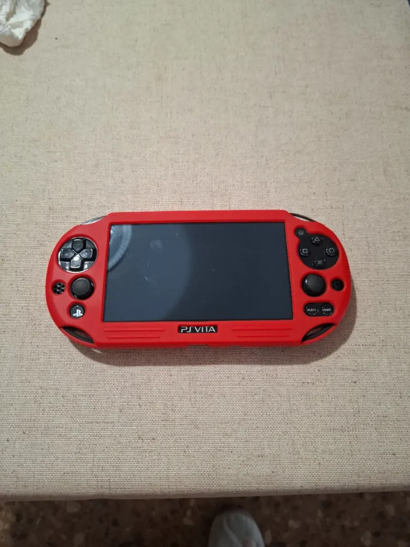 PS Vita Roja
