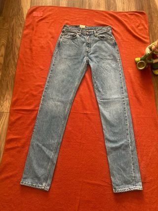 Pantalón Levi's 534 W30 L34 sin usar