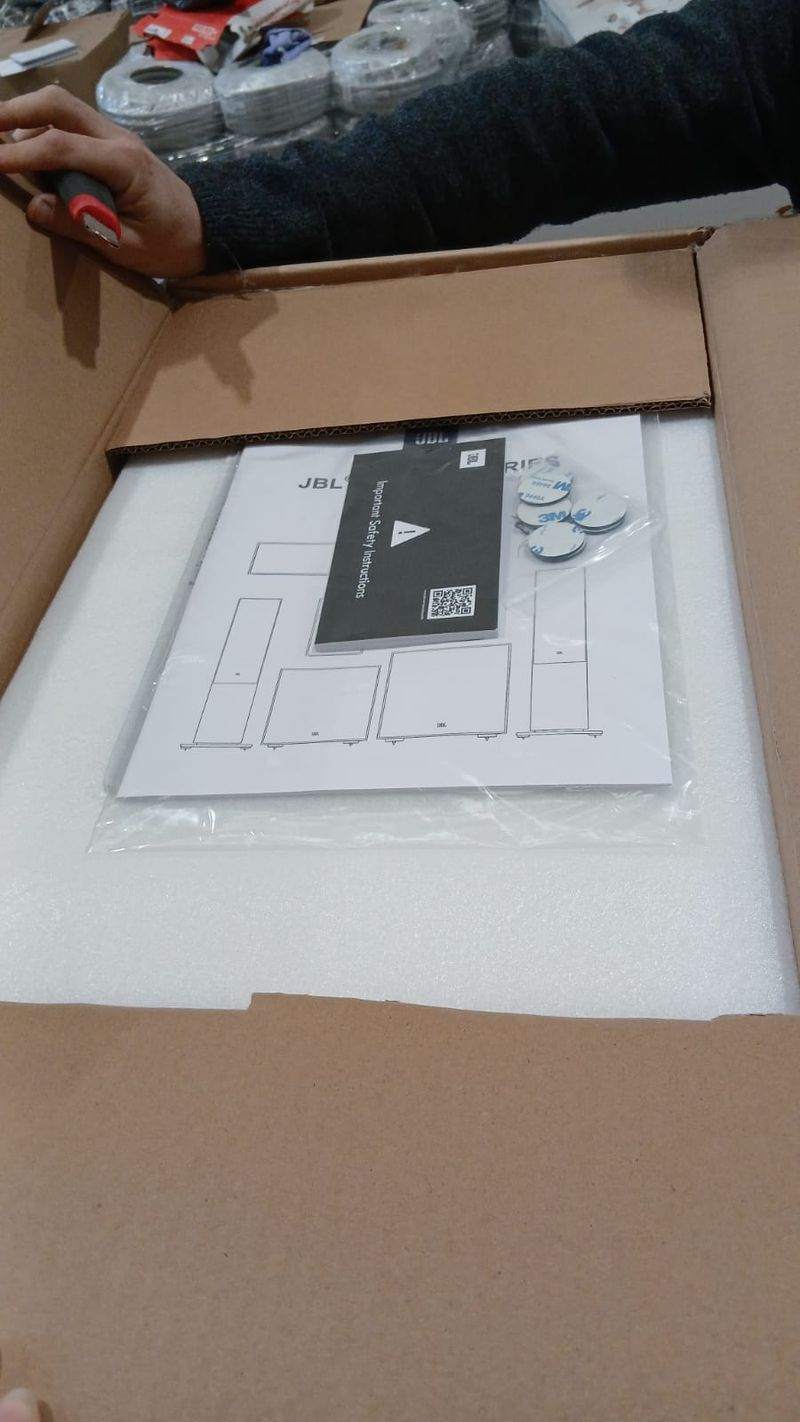 Altavoces JBL Stage 250B Hi-Fi Negr. Tara estética afbeelding 3