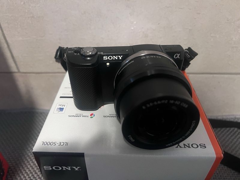 Sony Alpha 5000 ILCE-5000LB Cámara afbeelding 2