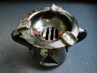 Cenicero cerámica Gundivós