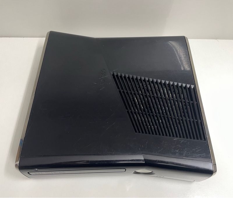 Xbox 360 Slim afbeelding 3