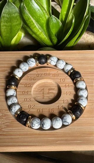 Bracciale 7 Chakra Howlite Bianco Pietra Lavica