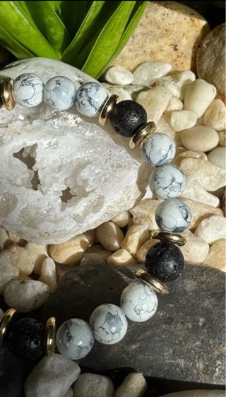 Bracciale 7 Chakra Howlite Bianco Pietra Lavica