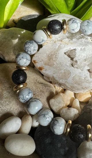 Bracciale 7 Chakra Howlite Bianco Pietra Lavica