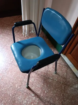 Silla WC Portátil para Movilidad Reducida