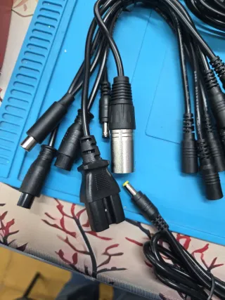 Cargador Patinete Universal 42V 2A