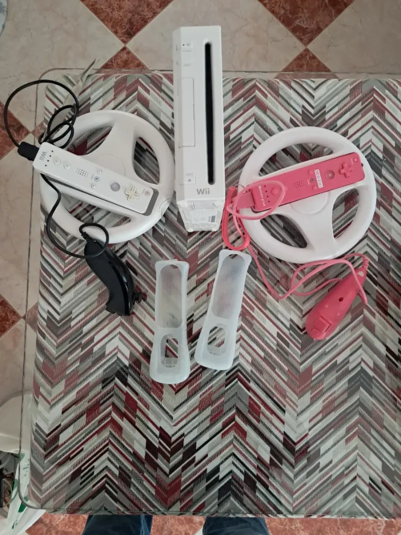 Consola Nintendo Wii Blanca + Accesorios