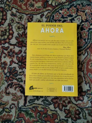 El poder del ahora: Una guía para la iluminació...