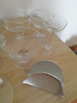 Lotto bicchieri in vetro e metallo